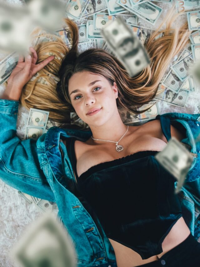 5 Zodiac Signs Winning the Lottery of Life Changes Soon